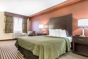 هتل Quality Inn Mount Vernon, Il