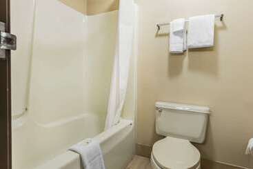 هتل Quality Inn Mount Vernon, Il