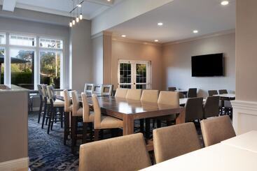 هتل Residence Inn By Marriott Newark Silicon Valley