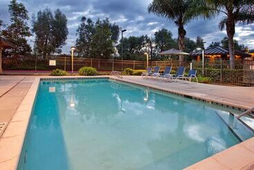 هتل Sonesta Es Suites San Diego  Sorrento Mesa