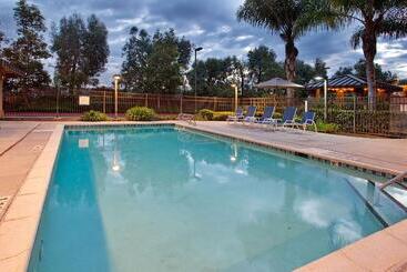 هتل Sonesta Es Suites San Diego  Sorrento Mesa