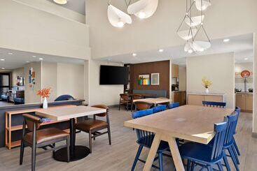 هتل Sonesta Es Suites San Diego  Sorrento Mesa