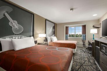 هتل Super 8 By Wyndham San Antonio Airport North