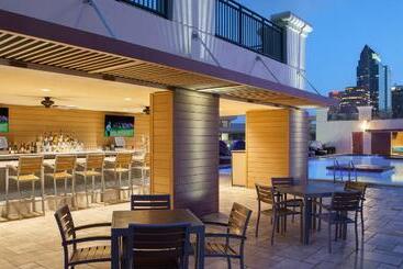 هتل Tampa Marriott Water Street