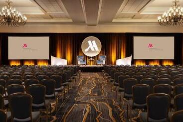 هتل Tampa Marriott Water Street