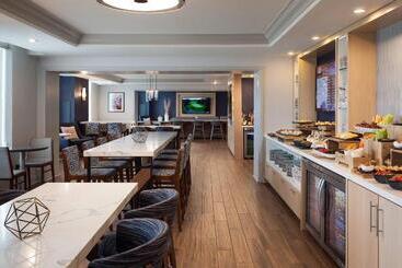 هتل Tampa Marriott Water Street