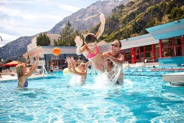 酒店 Walliserhof Leukerbad Therme