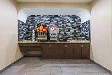 Microtel Inn & Suites By Wyndham Ft. Worth North/at Fossil