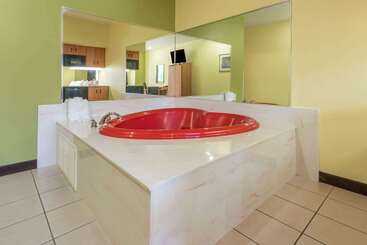Microtel Inn & Suites By Wyndham Ft. Worth North/at Fossil