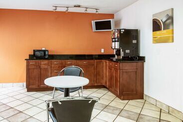 Motel 6dayton, Oh  Englewood