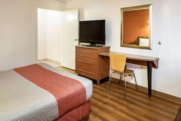 Motel 6dayton, Oh  Englewood