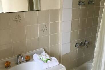 Mountway Holiday Apartments