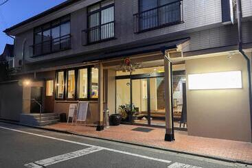 هتل Emiya Ryokan