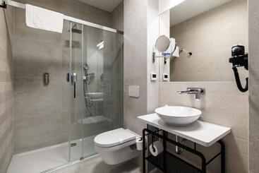 هتل Dream Boutique Residence