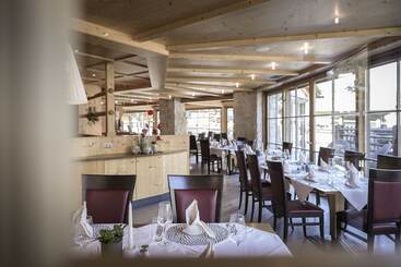 酒店 Post Alpina   Family Mountain Chalets