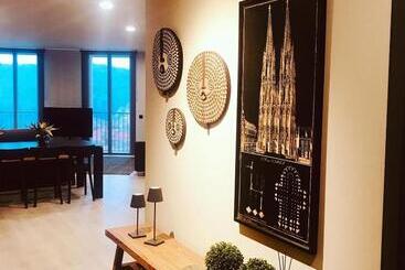 Apartaments Turístics Cardona, Magi - Cardona