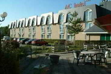 هتل AC Holten
