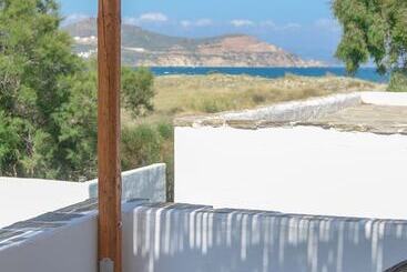 هتل Alkyoni Beach