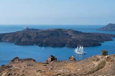 هتل Astir Thira
