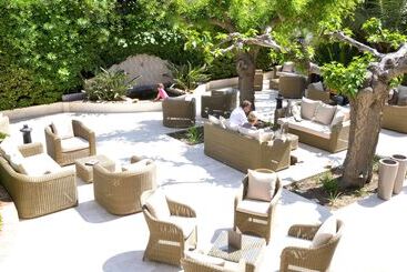 هتل Best Western Premier Montfleuri