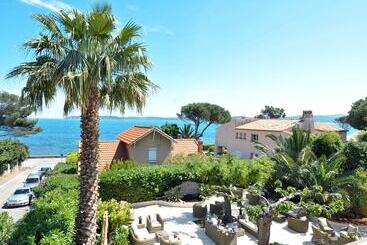هتل Best Western Premier Montfleuri