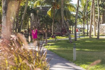 هتل Canonnier Beachcomber Golf Resort & Spa