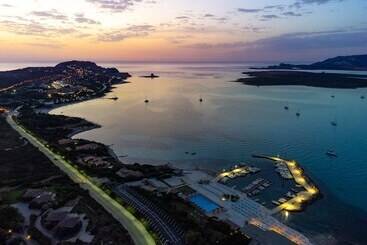 Unahotels Club Hotel Ancora