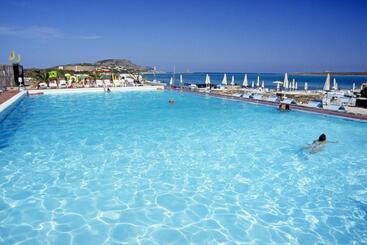 Unahotels Club Hotel Ancora