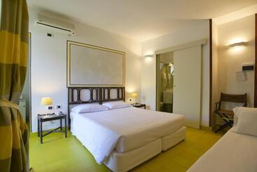 Unahotels Club Hotel Ancora