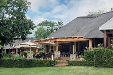 هتل Hippo Hollow Country Estate
