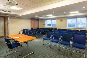 هتل Holiday Inn Cambridge, An Ihg