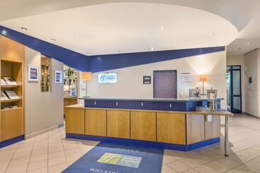 هتل Holiday Inn Express Cologne Troisdorf, An Ihg