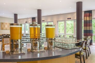 هتل Holiday Inn Express Cologne Troisdorf, An Ihg