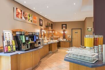 هتل Holiday Inn Express Cologne Troisdorf, An Ihg