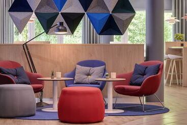 هتل Holiday Inn Express Cologne Troisdorf, An Ihg