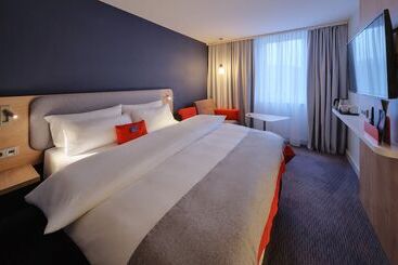هتل Holiday Inn Express Cologne Troisdorf, An Ihg