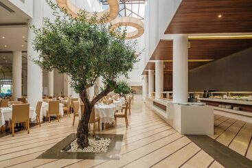 Otel Lindos Royal Resort