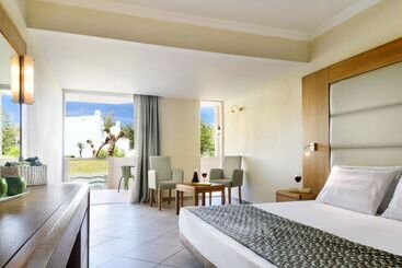 Otel Lindos Royal Resort