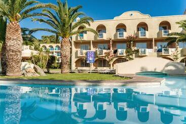 Otel Lindos Royal Resort