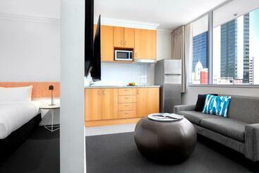 هتل Oaks Perth