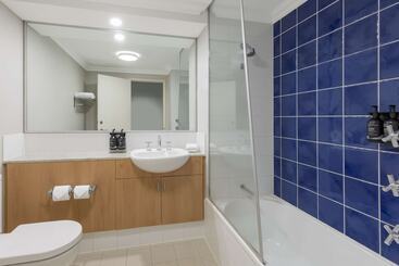 هتل Oaks Perth