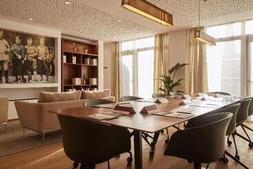 هتل Mercure Avignon Gare Tgv