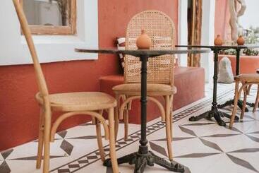هتل Meroviglia Boutique