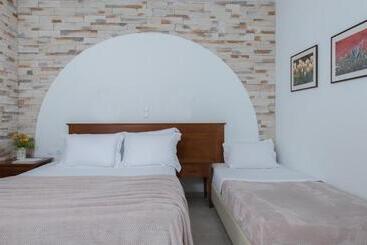 Naxos Palace - Naxos