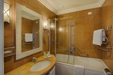 Hotel NH Catania Parco Degli Aragonesi