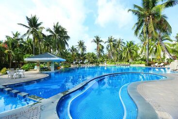 هتل Palm Beach Resort & Spa
