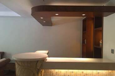 هتل Palm Beach Resort & Spa