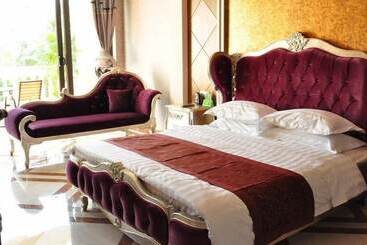 هتل Palm Beach Resort & Spa