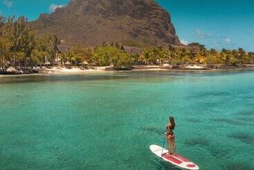 هتل Paradis Beachcomber Golf Resort & Spa