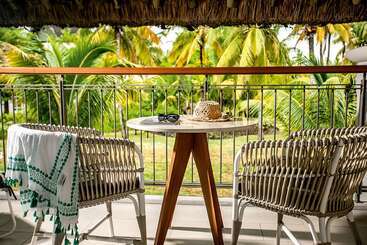 هتل Paradis Beachcomber Golf Resort & Spa